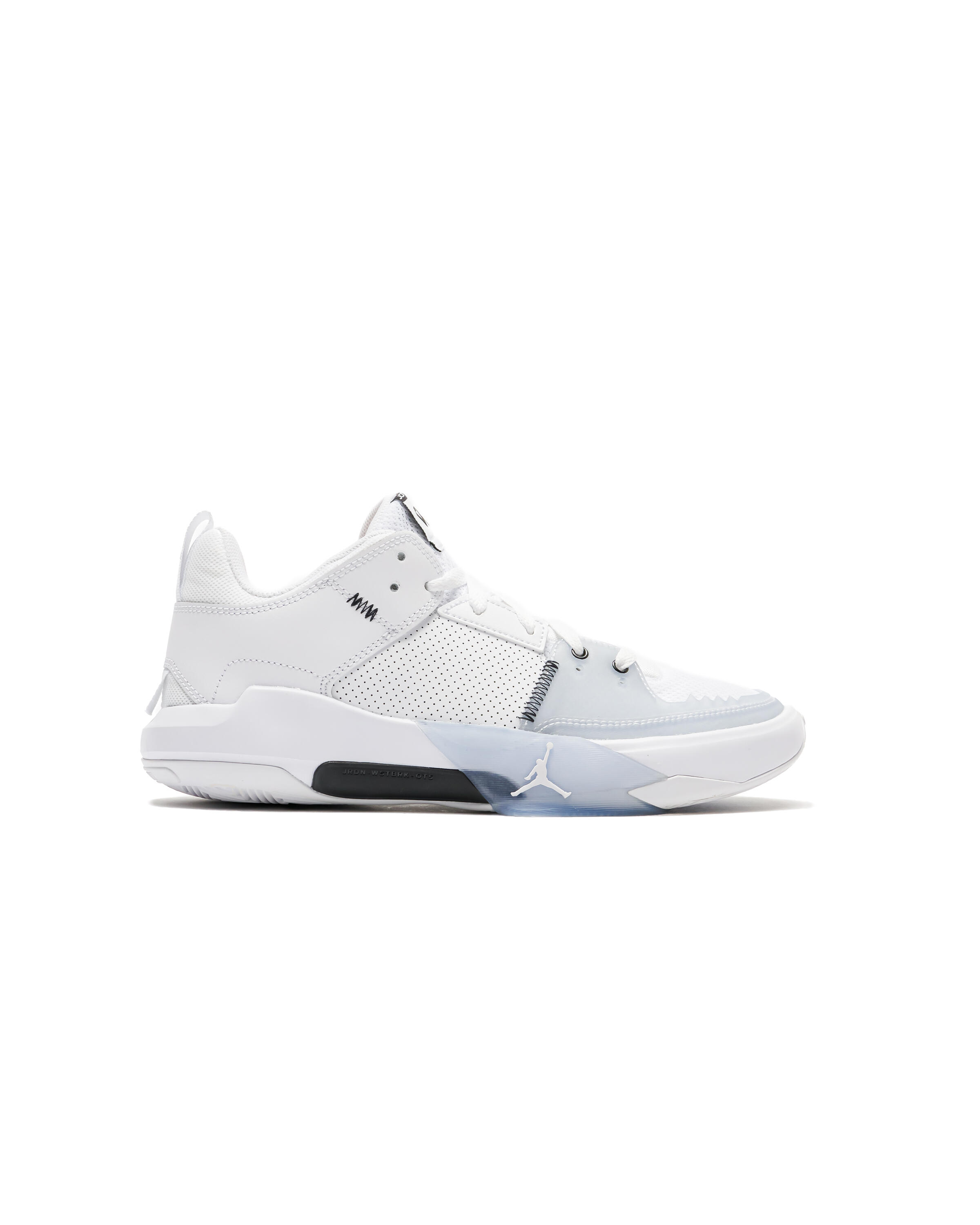 Black and white ones jordans online